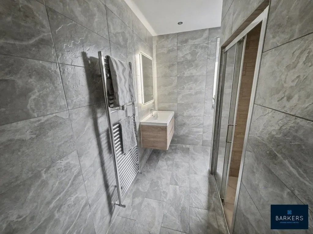 Mitchell Avenue, Dewsbury WF13 4JF, photo 8