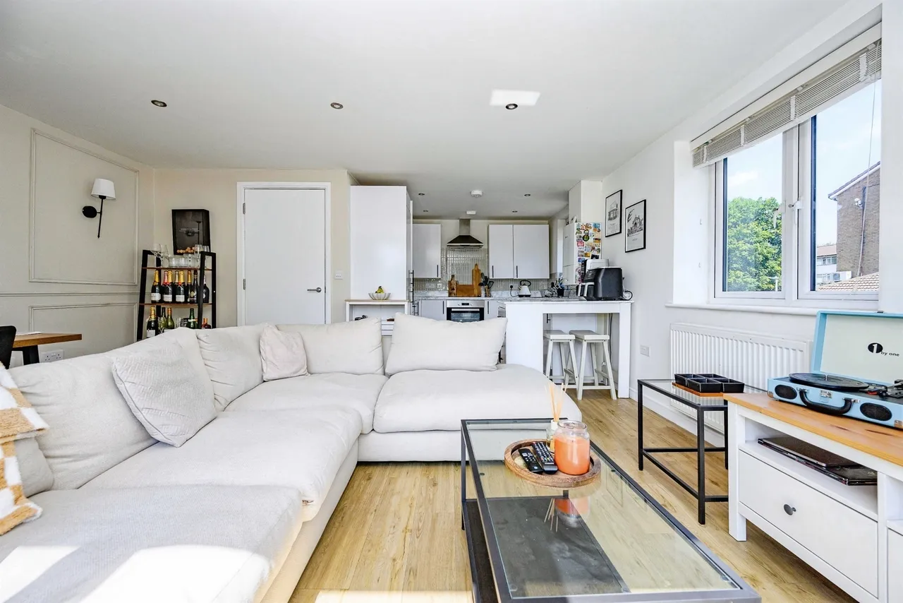 Jupiter Drive, Hemel Hempstead, photo 8