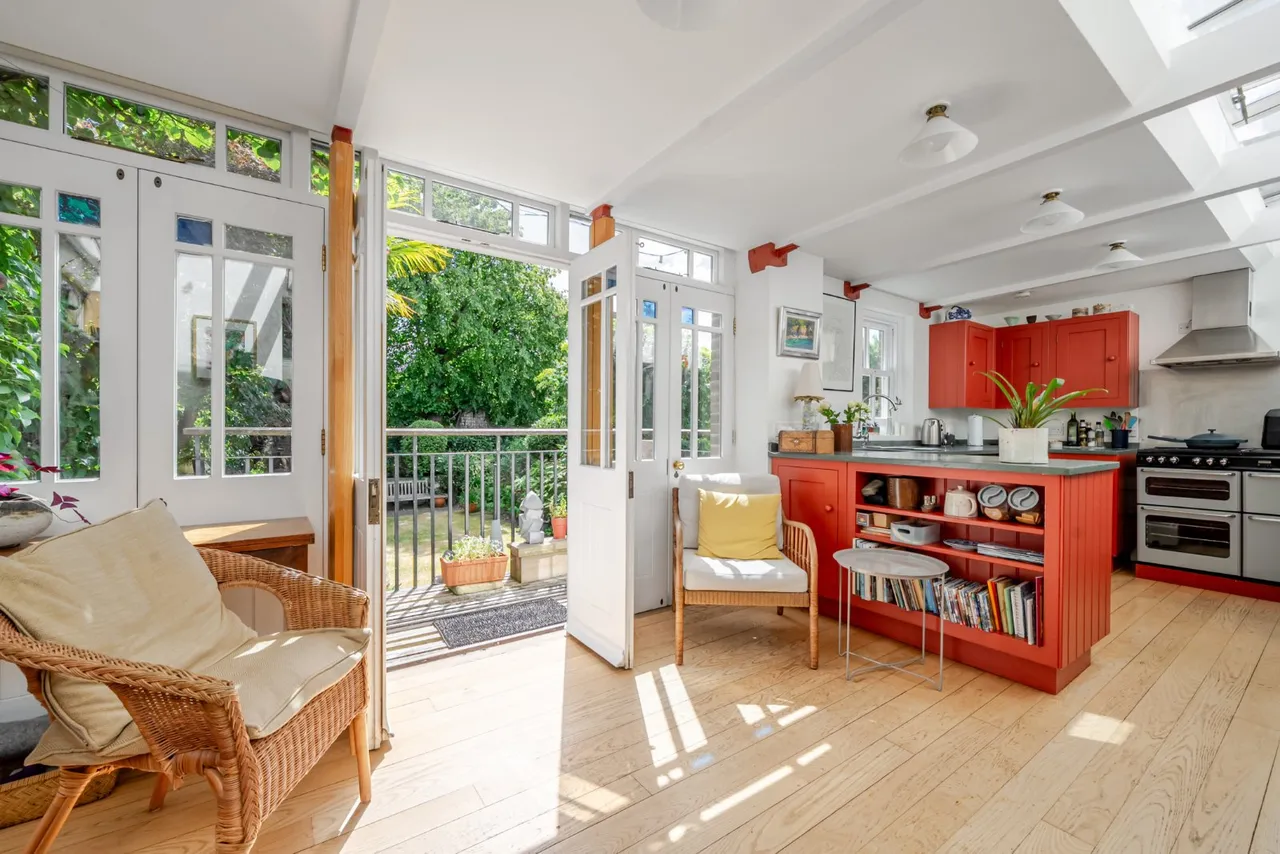 Charlwood Road, Putney, SW15, photo 2