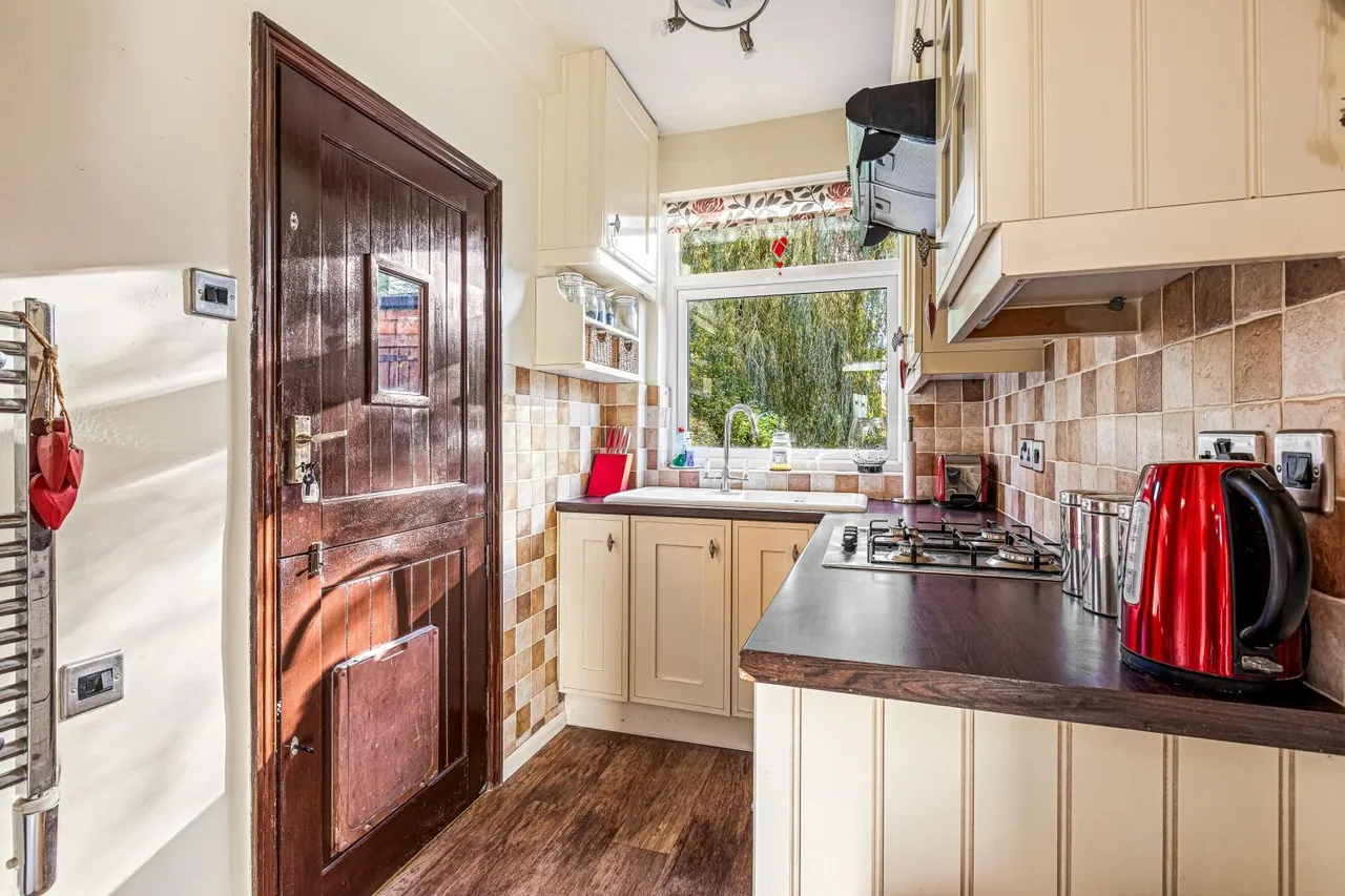 Kew Drive, Wigston, LE18, photo 5