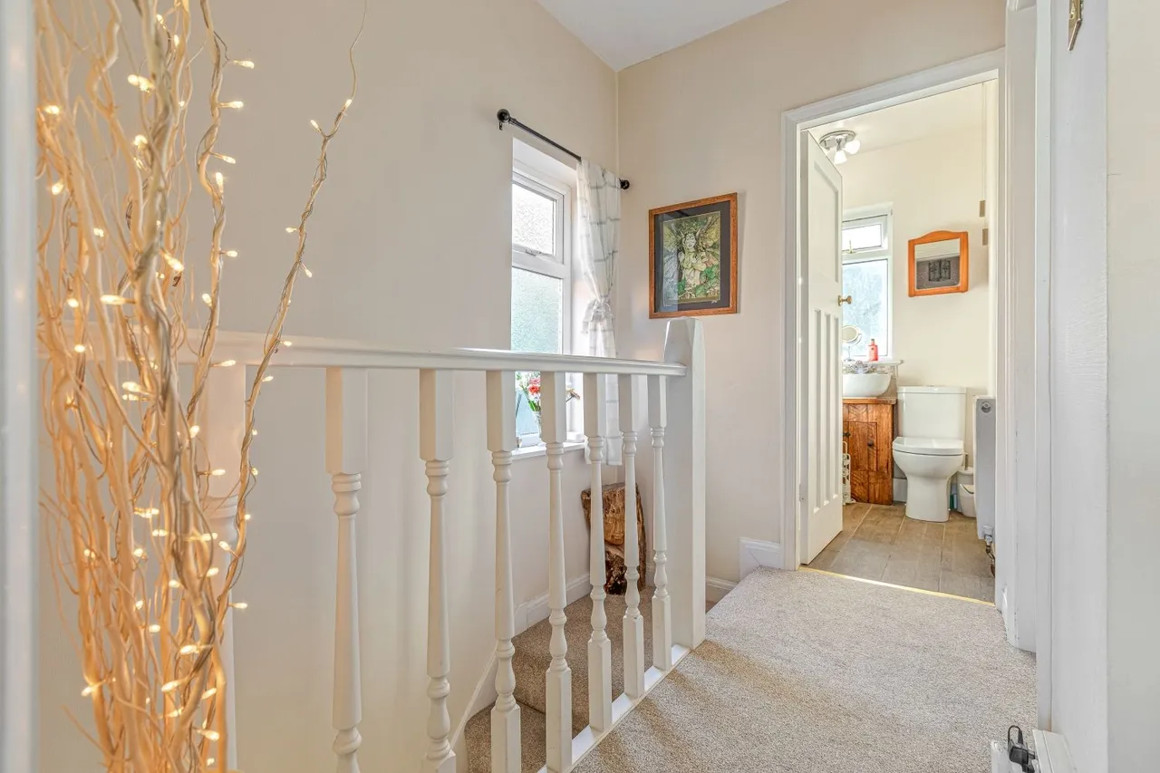 Kew Drive, Wigston, LE18, photo 11