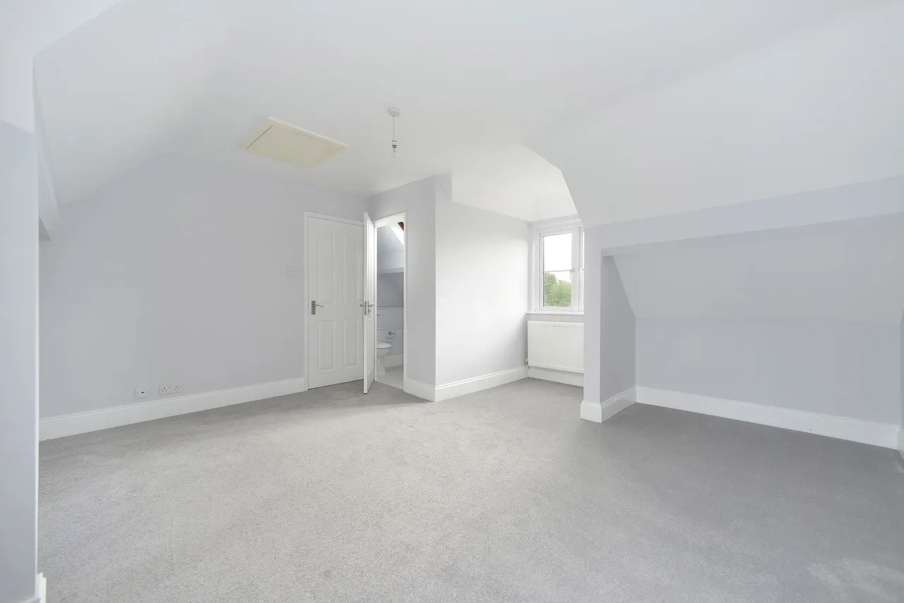The Common, Cranleigh, GU6, photo 10