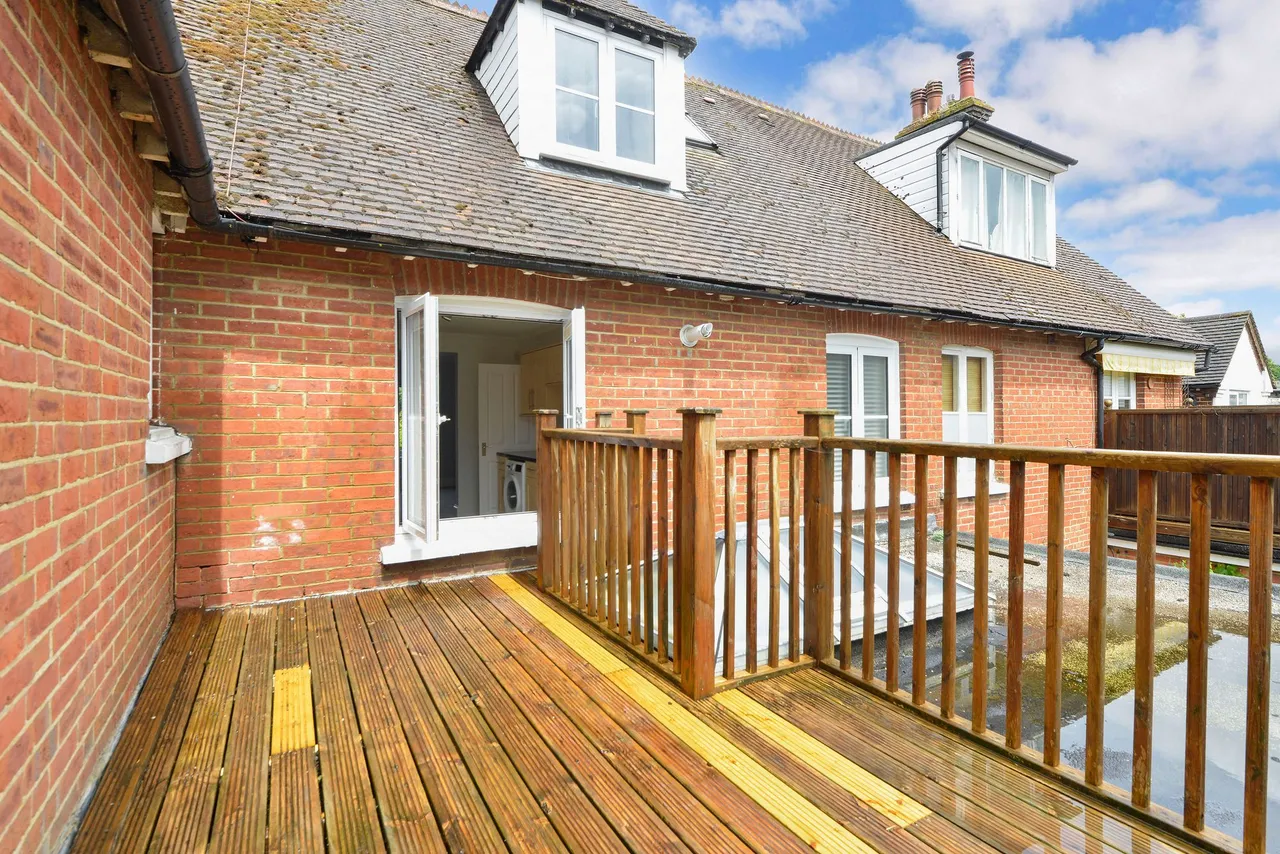 The Common, Cranleigh, GU6, photo 5