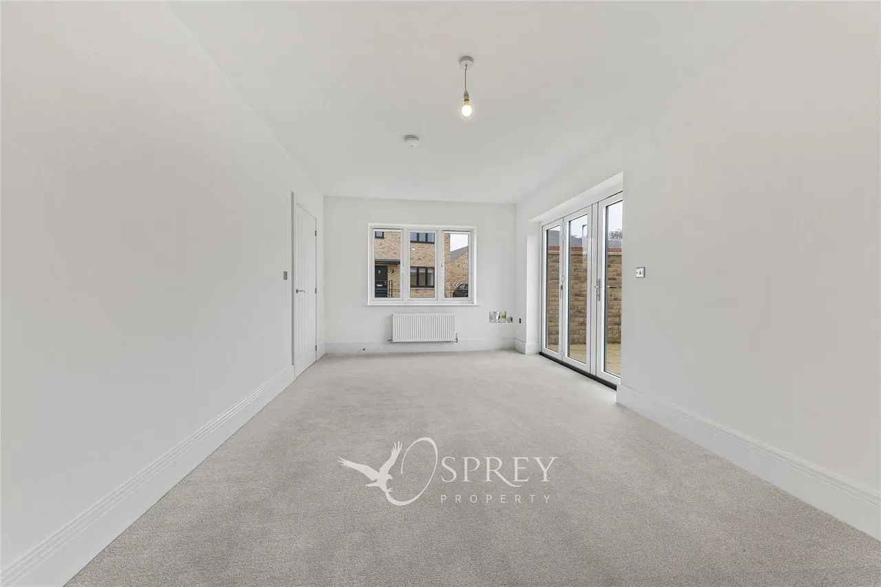 Oundle Walk, Oundle, PE8, photo 6