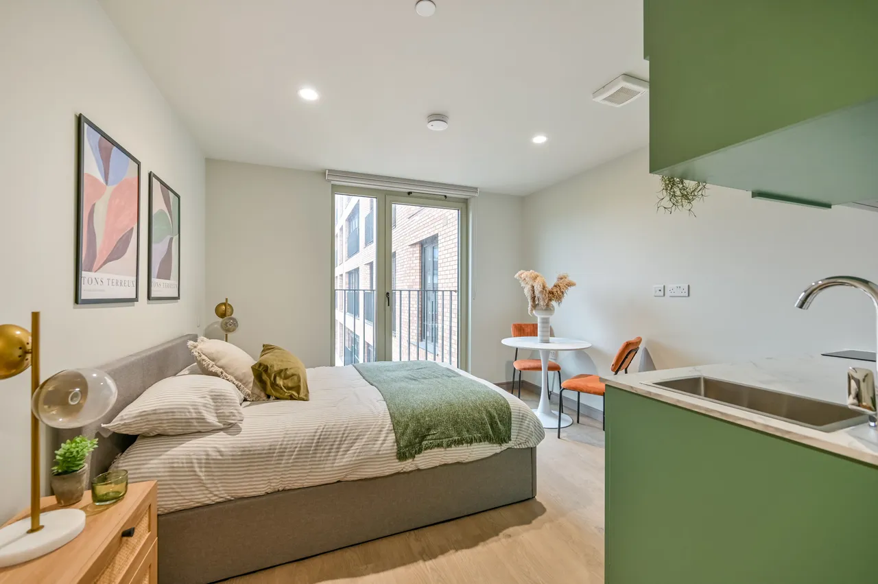 flat to rent — Flat 65, Liberty House, Feltham