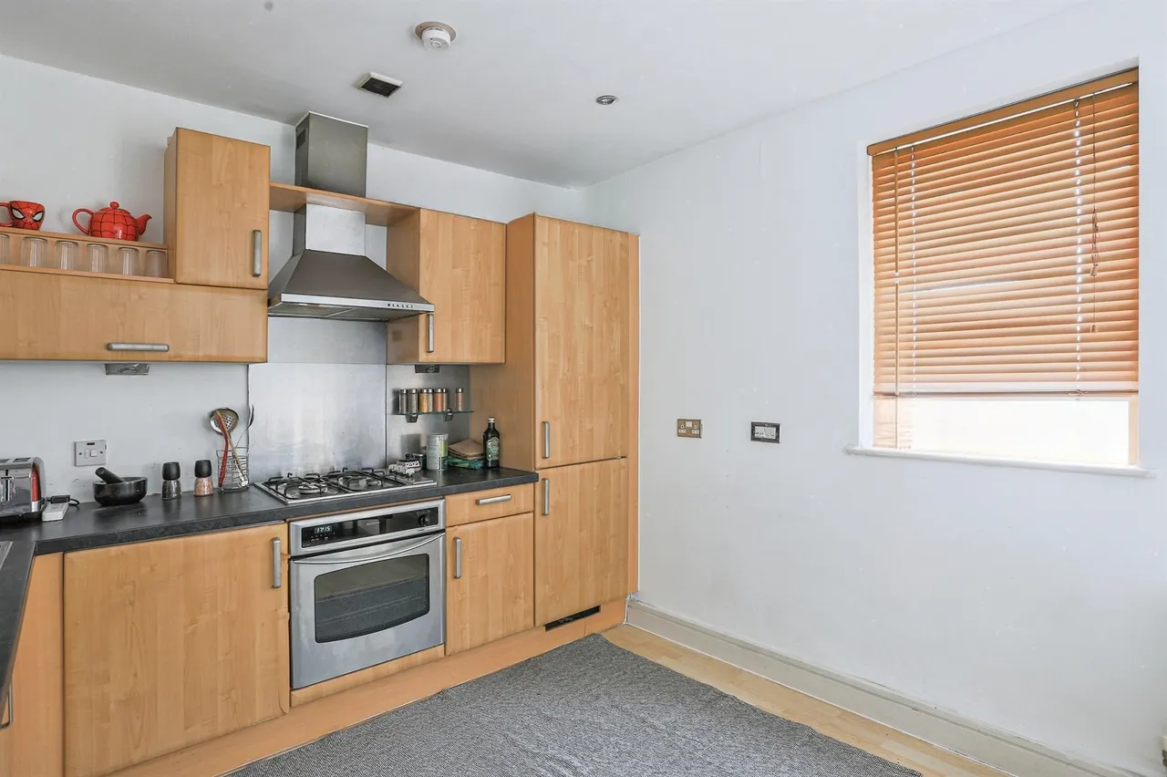 Bowman Lane, Leeds, LS10, photo 3