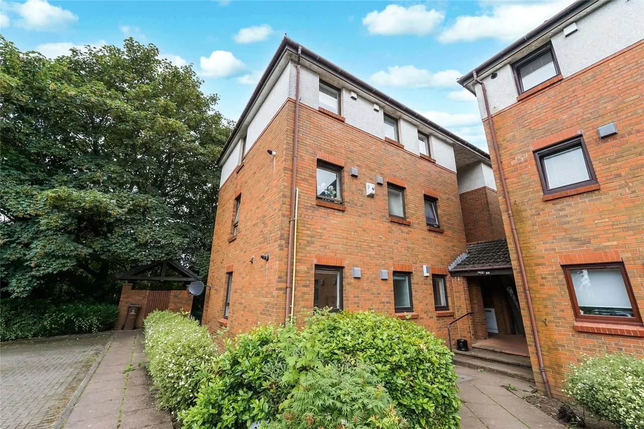 Fairways View, Hardgate, Clydebank, West Dunbartonshire, G81, photo 15