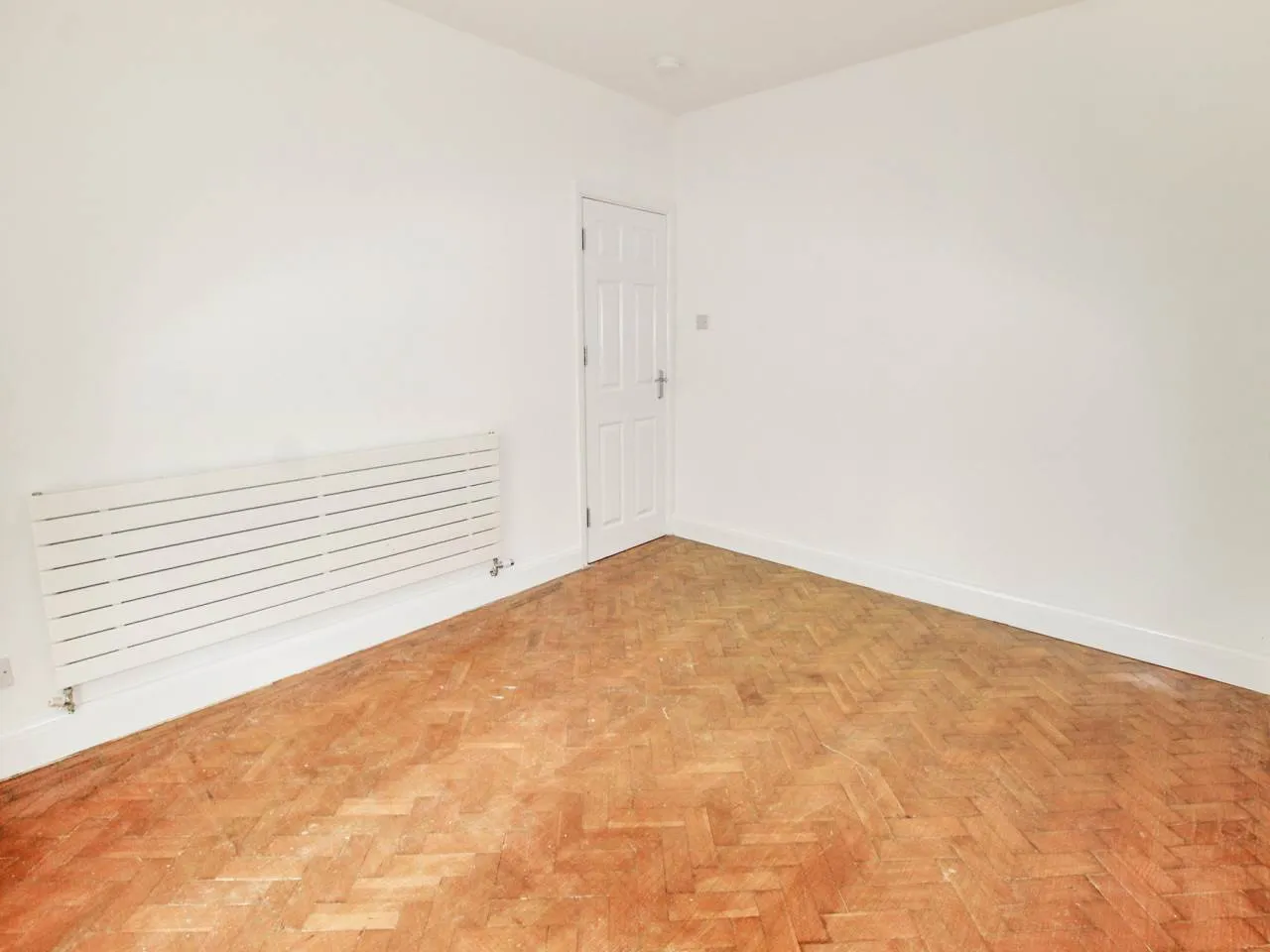 Stour Avenue, Southall, UB2, photo 5
