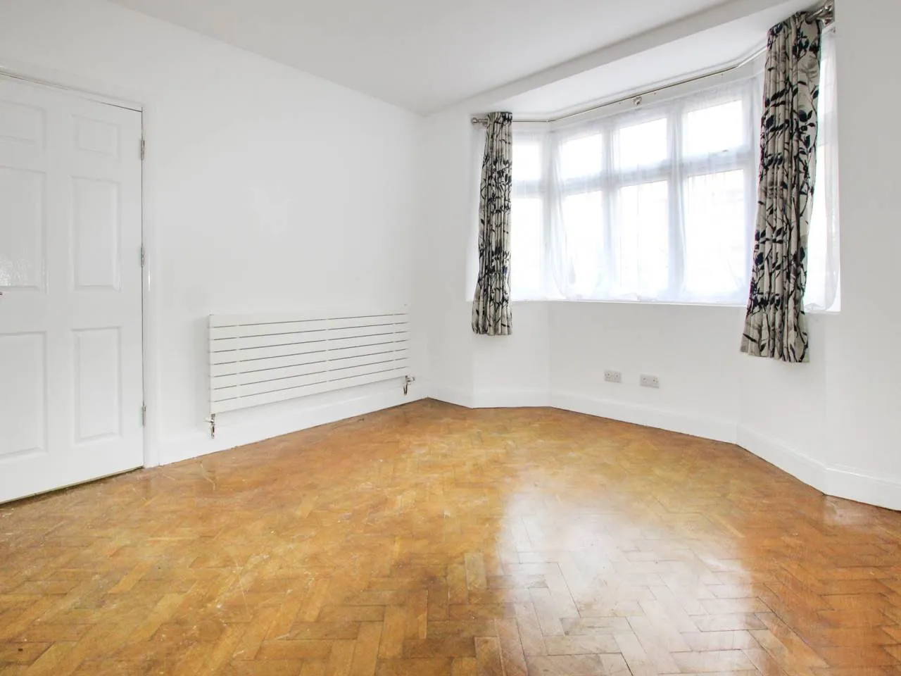 Stour Avenue, Southall, UB2, photo 12