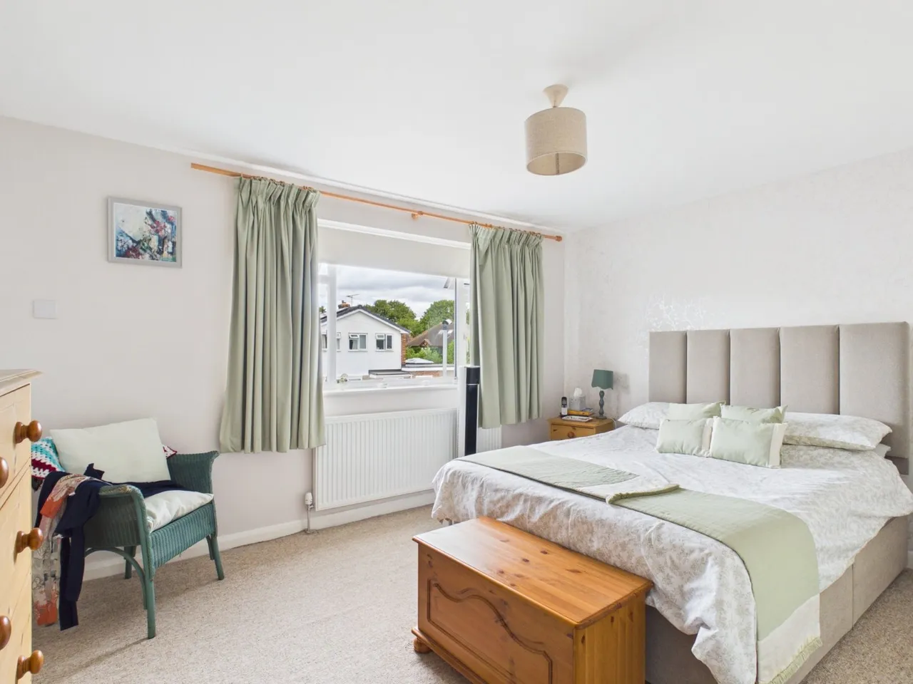 Churchill Close, Flackwell Heath, HP10, photo 6