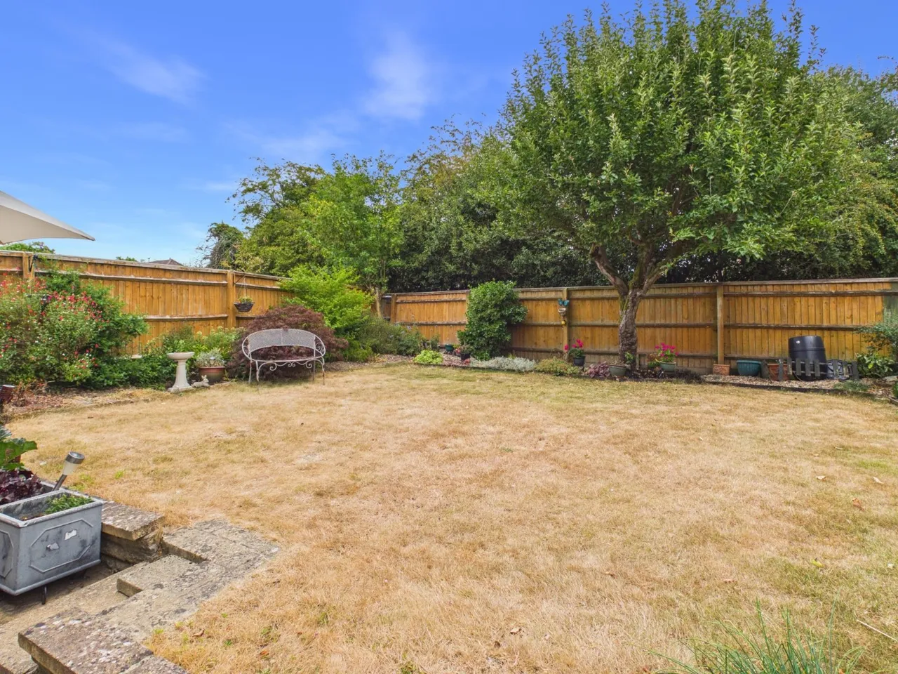 Churchill Close, Flackwell Heath, HP10, photo 14