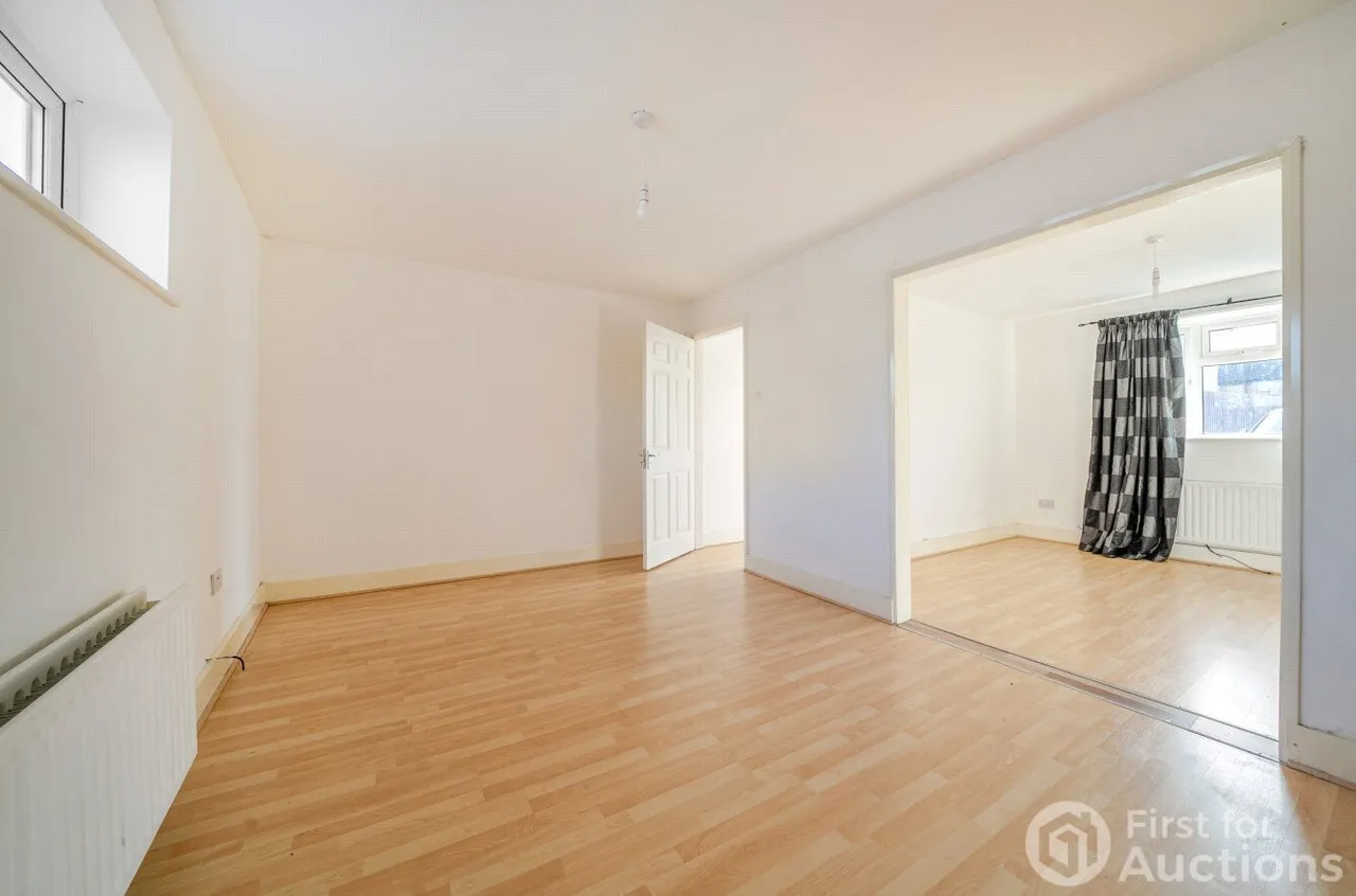 2 bed house for sale — Kirtley Road, London, SE26