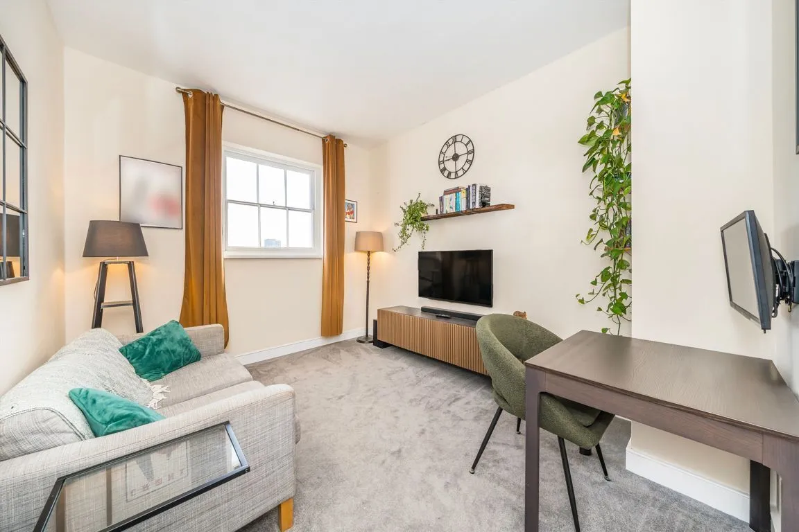 2 bed property for sale, St. Georges Drive, Pimlico, SW1V