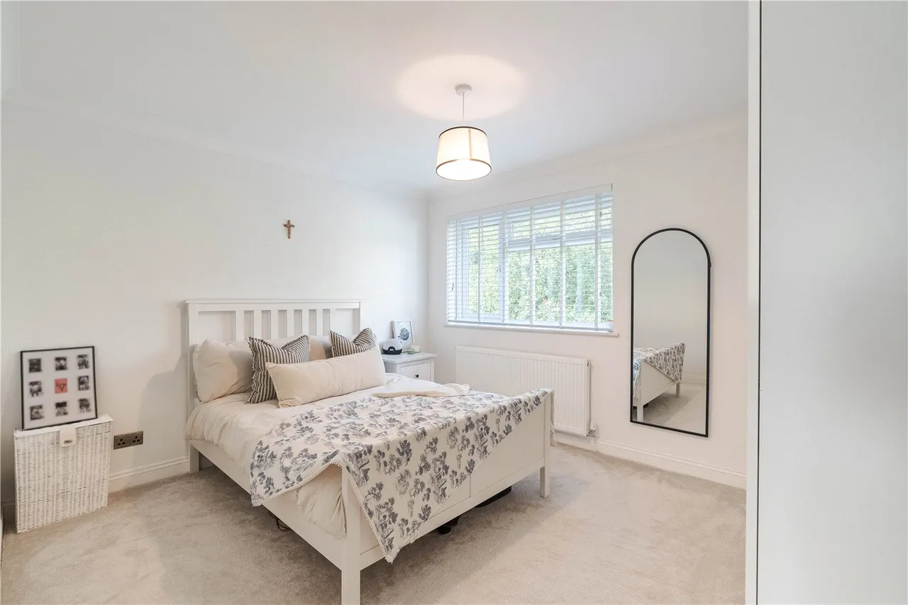 Cockerell Close, Merley, Wimborne, Dorset, BH21, photo 8