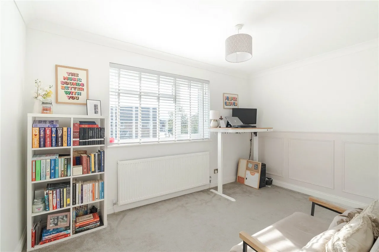 Cockerell Close, Merley, Wimborne, Dorset, BH21, photo 12