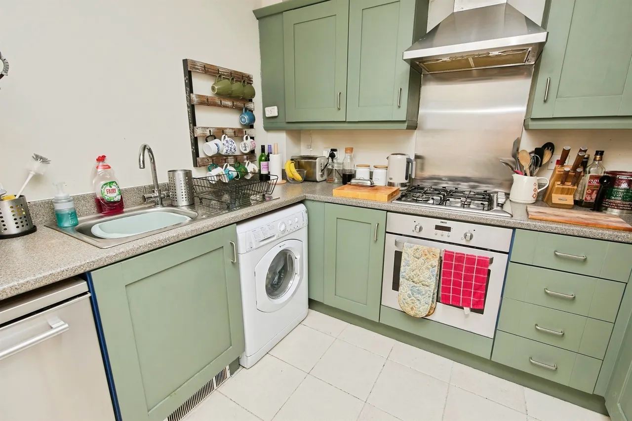 Magnus Court, Chester Green, DE21, photo 9