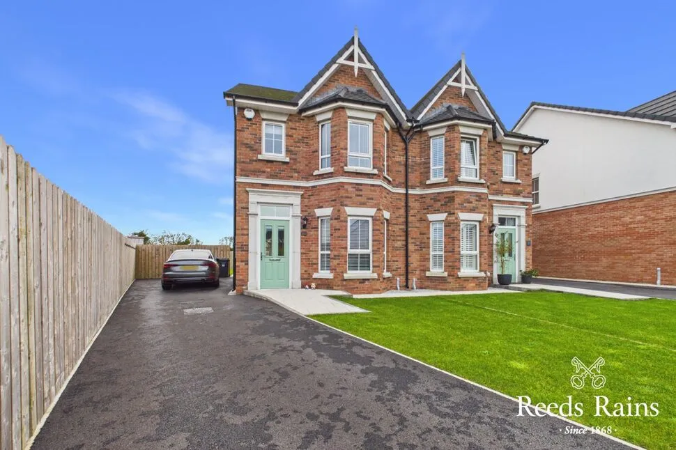3 bed house for sale, Rowanvale Crescent, Conlig, BT23