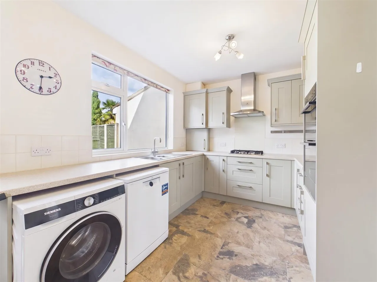 Brixham Crescent, Ruislip, HA4, photo 4