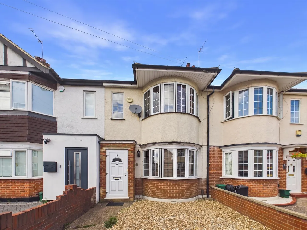 2 bed property for sale, Brixham Crescent, Ruislip, HA4