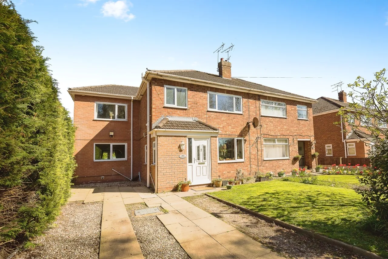 6 bed house for sale — Cheyney Road, Chester