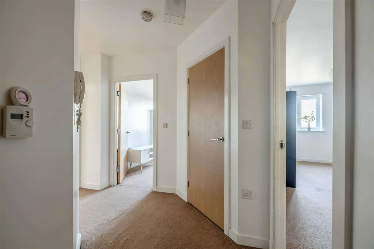 Aspects Court, Slough, SL1 2EZ, photo 11