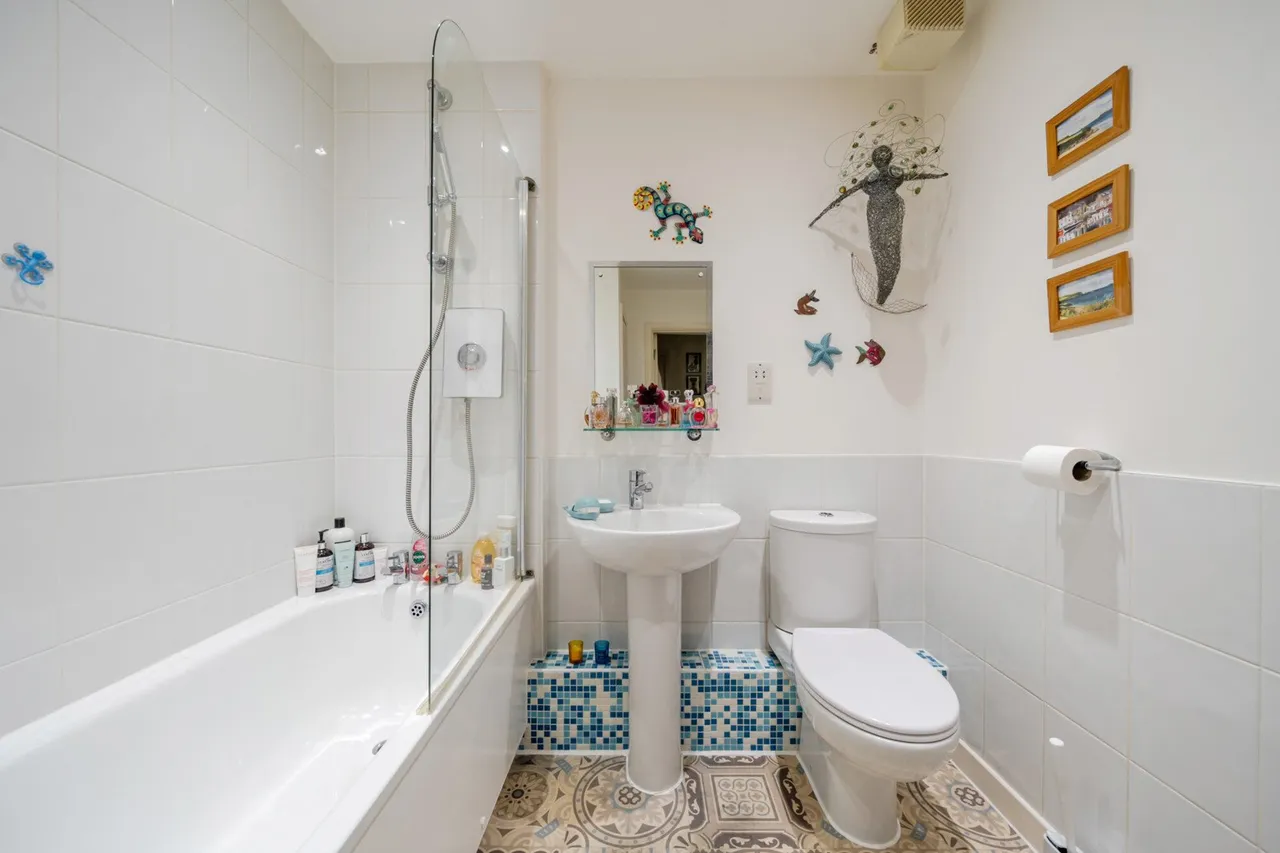 Beaumaris Gardens, SE19, photo 13