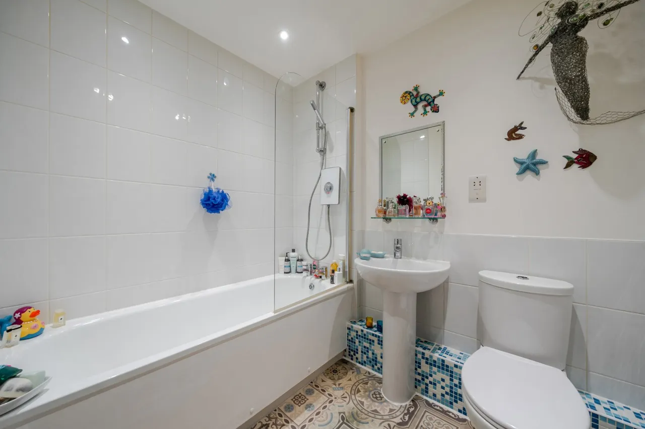 Beaumaris Gardens, SE19, photo 8
