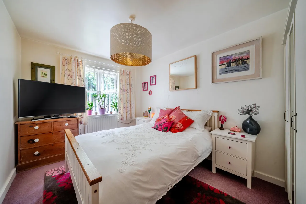 Beaumaris Gardens, SE19, photo 4