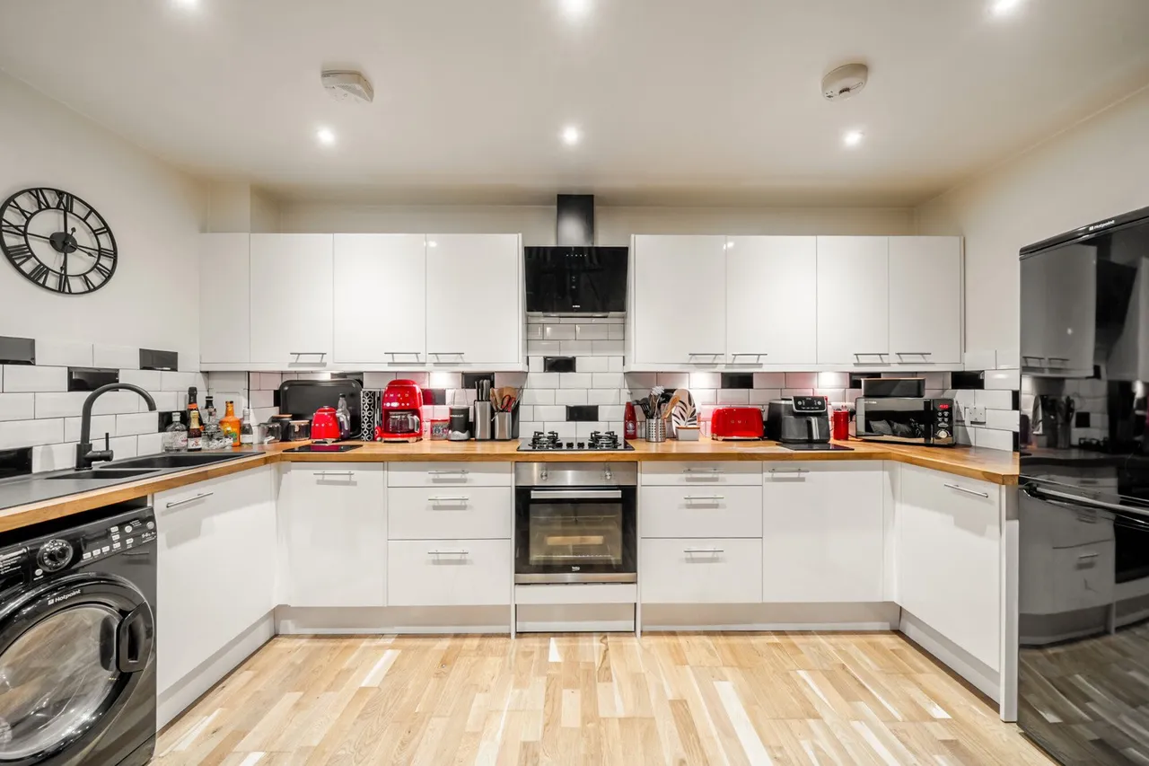 Beaumaris Gardens, SE19, photo 11