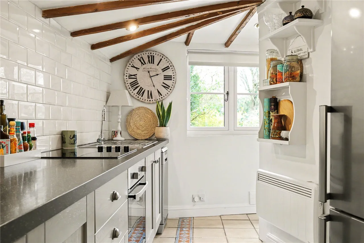 Meadow Lane, Fulbrook, OX18, photo 13