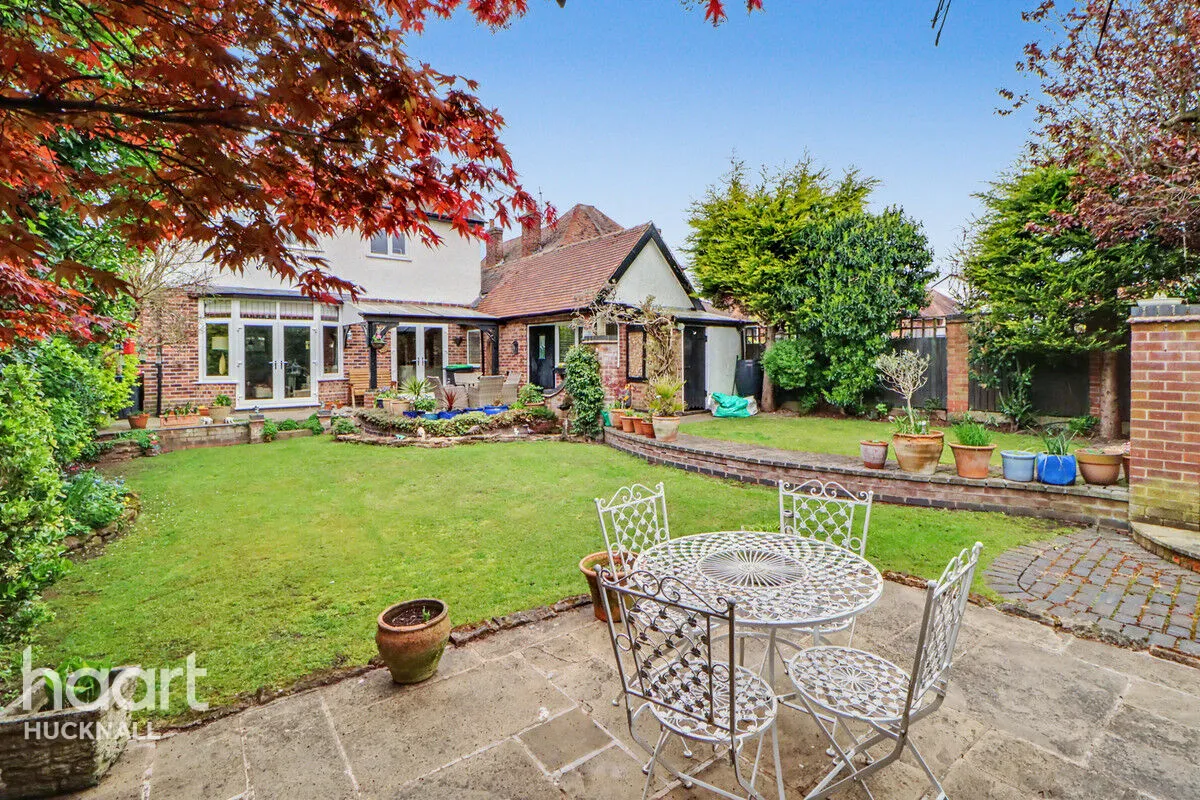 Park Drive, Nottingham, NG15, photo 4
