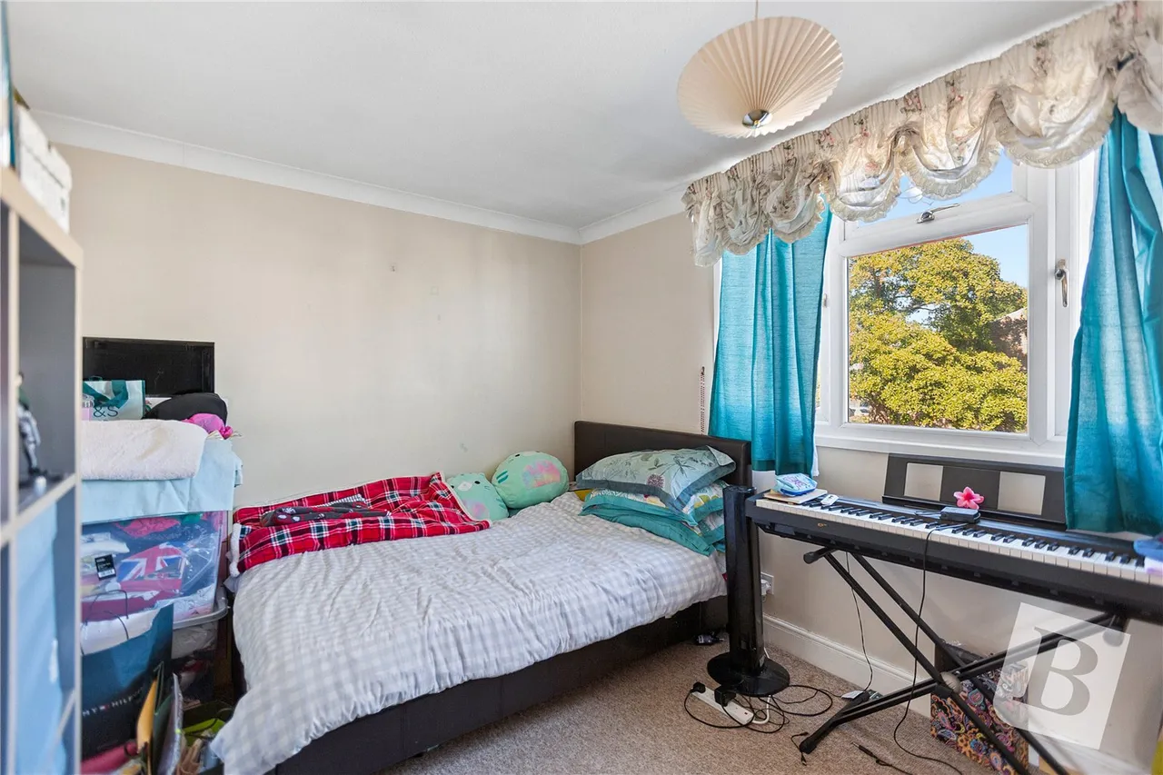 Great Knightleys, Basildon, SS15, photo 9