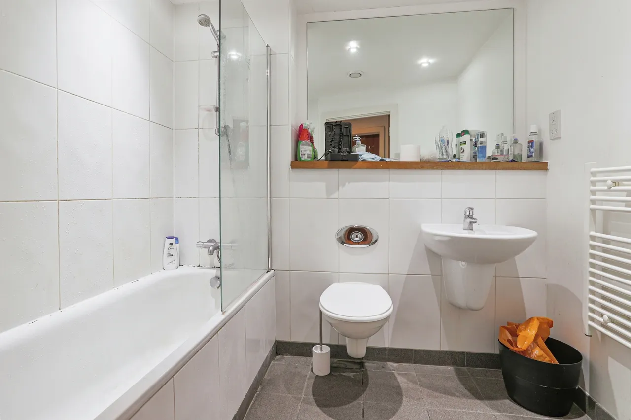 St. Peters Street, Leeds, LS9, photo 5
