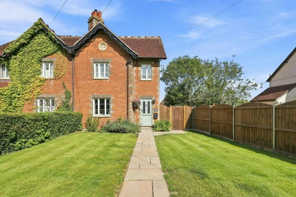 The Street, Gosfield, CO9, photo 2
