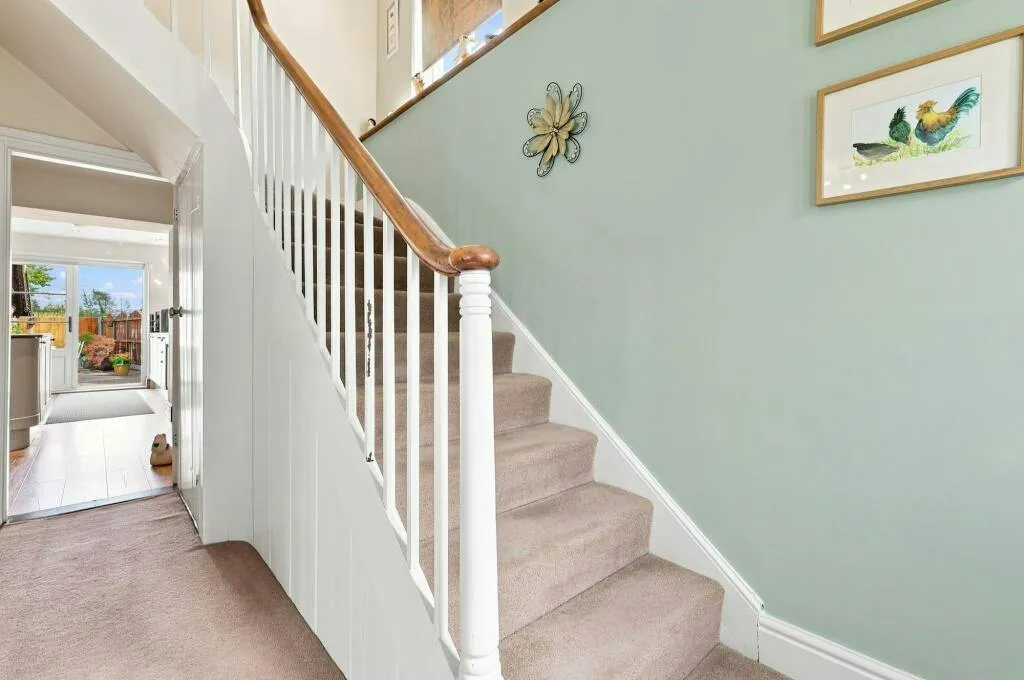 The Street, Gosfield, CO9, photo 12