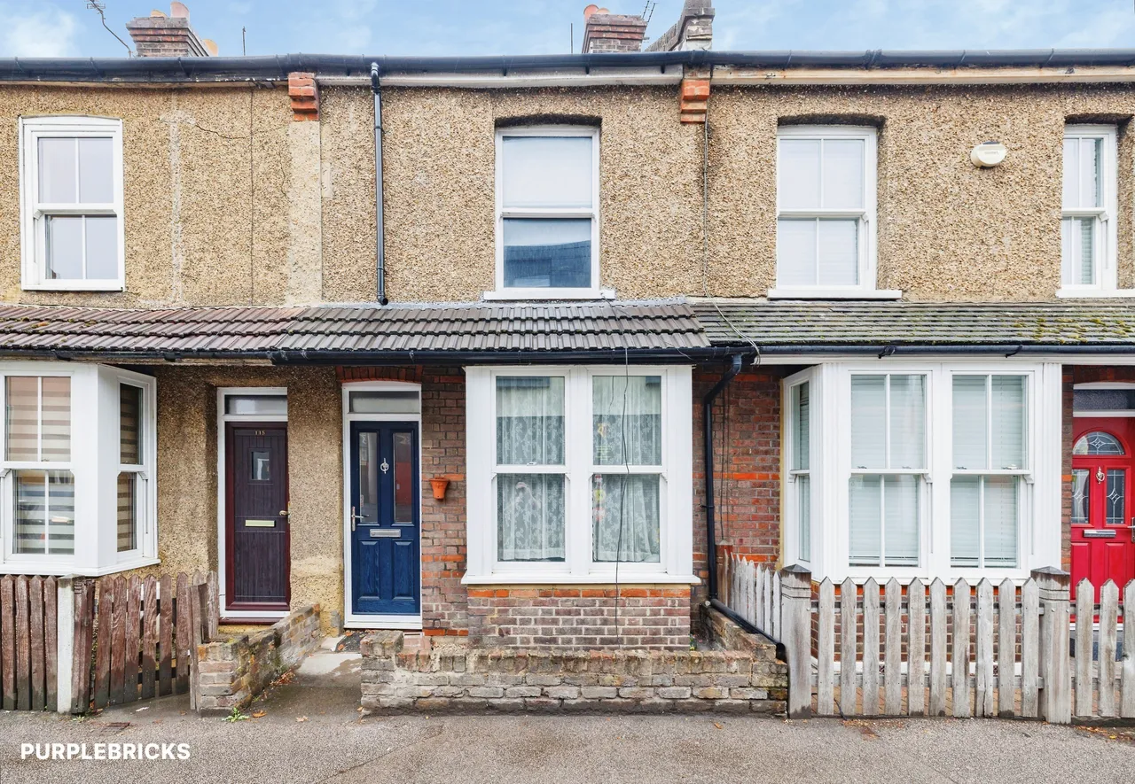2 bed house for sale, Vicarage Road, Watford, WD18