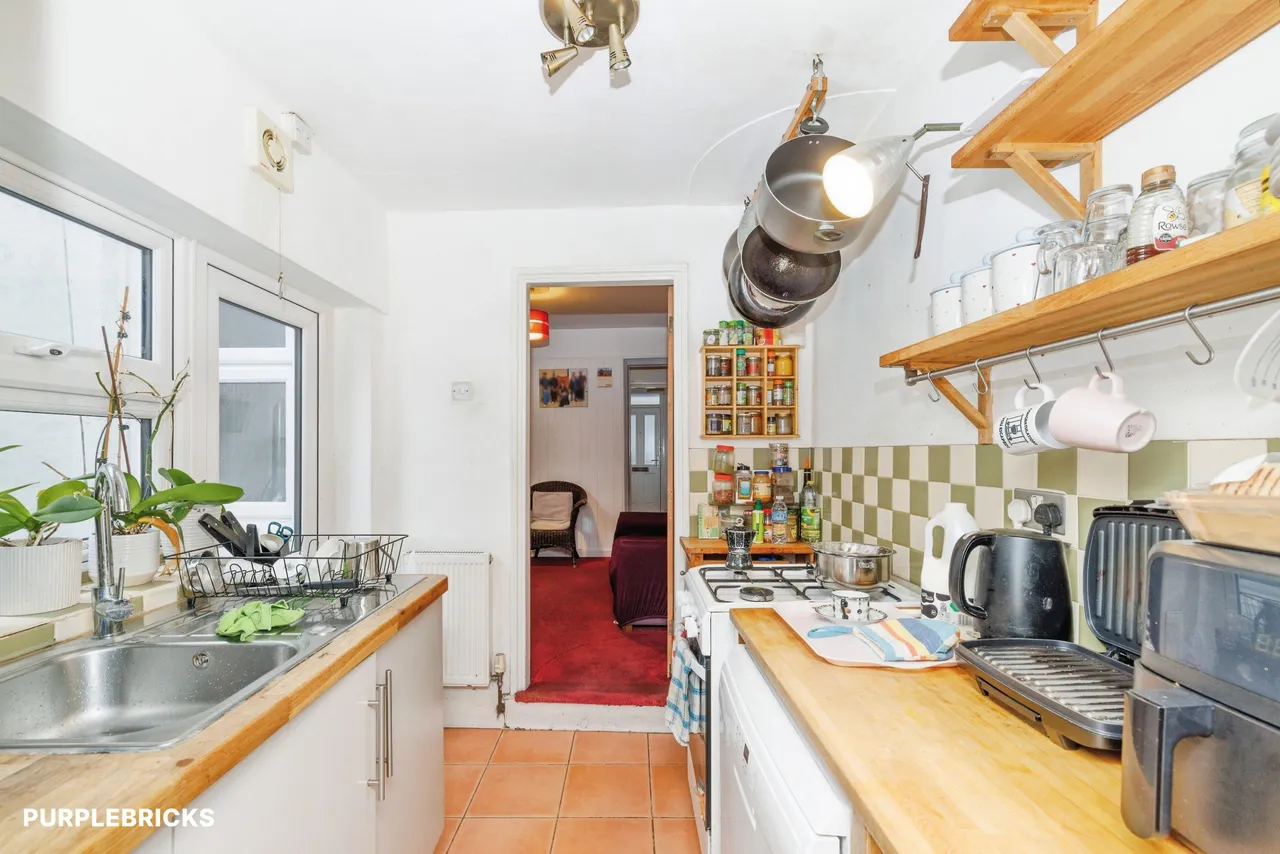 Vicarage Road, Watford, WD18, photo 6