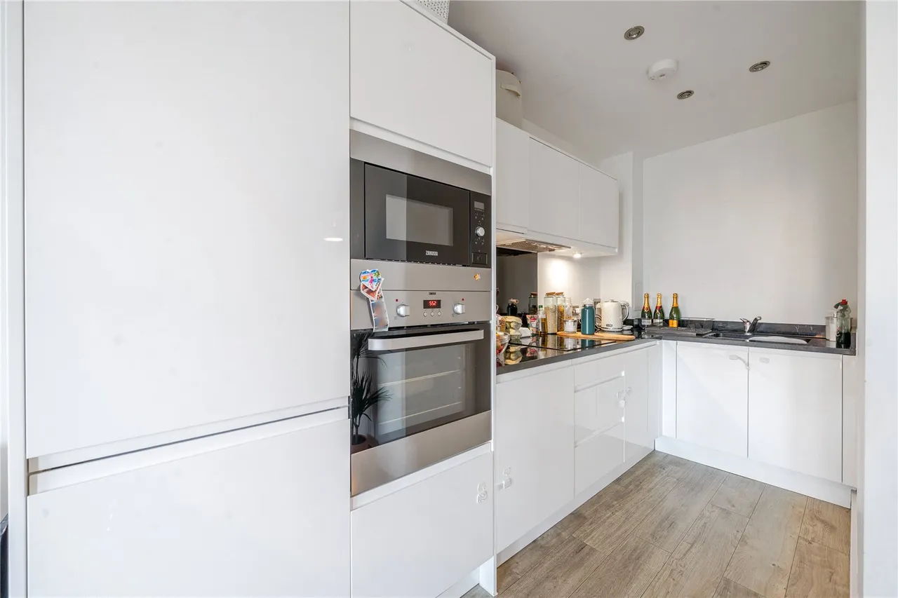 Lakeside Drive, Park Royal, NW10, photo 6