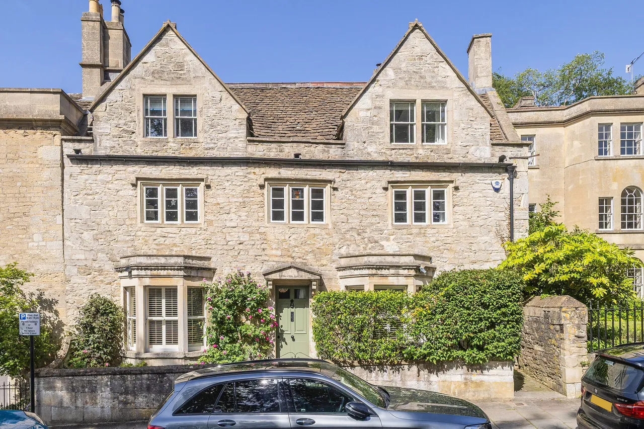 3 bed house for sale — Woolley Street, Bradford-On-Avon, BA15