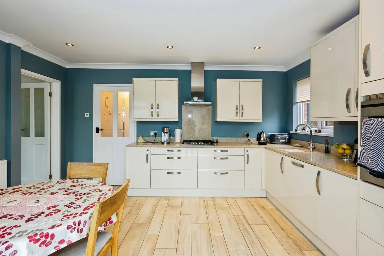 Sinah Lane, Hayling Island, PO11, photo 15