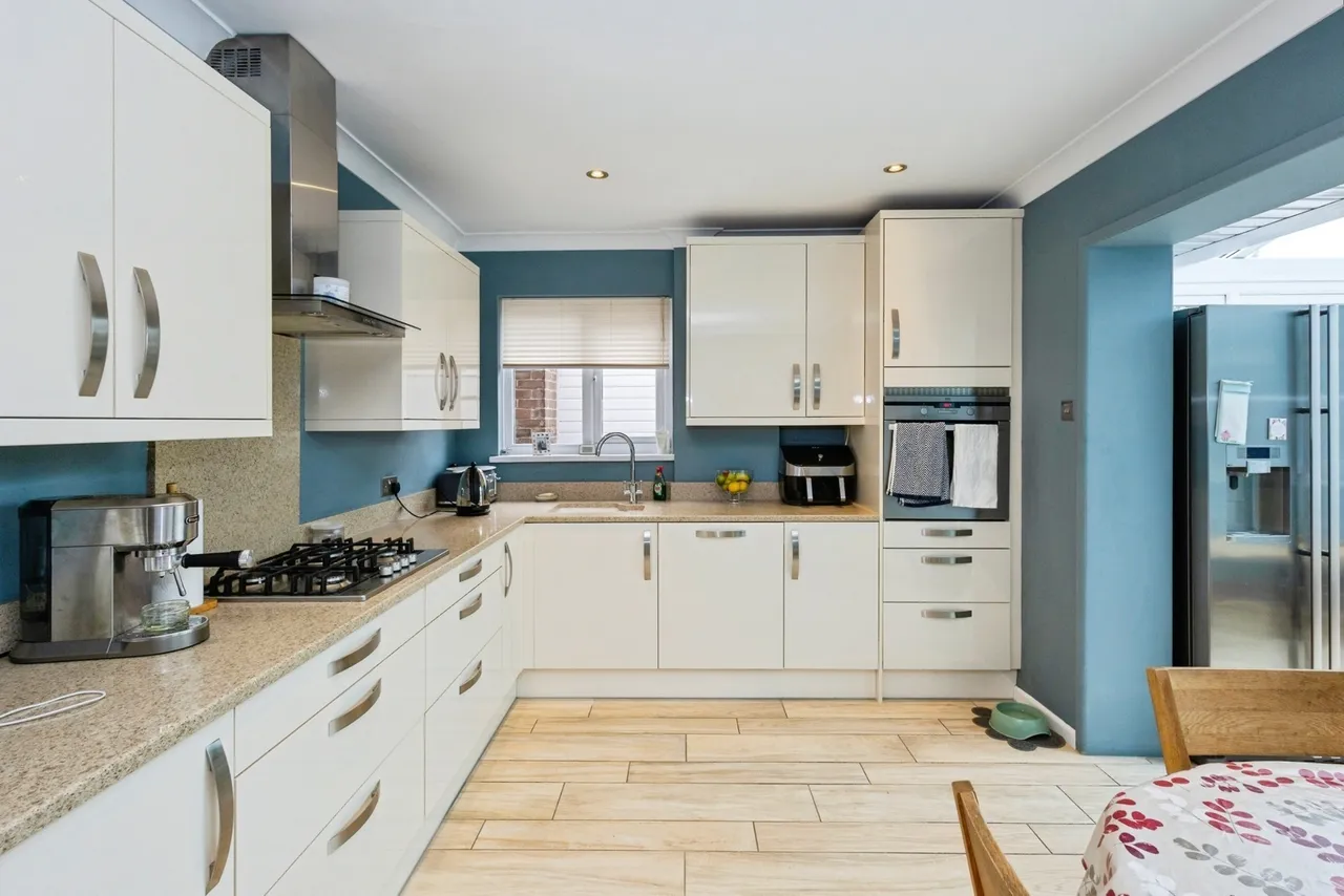 Sinah Lane, Hayling Island, PO11, photo 19