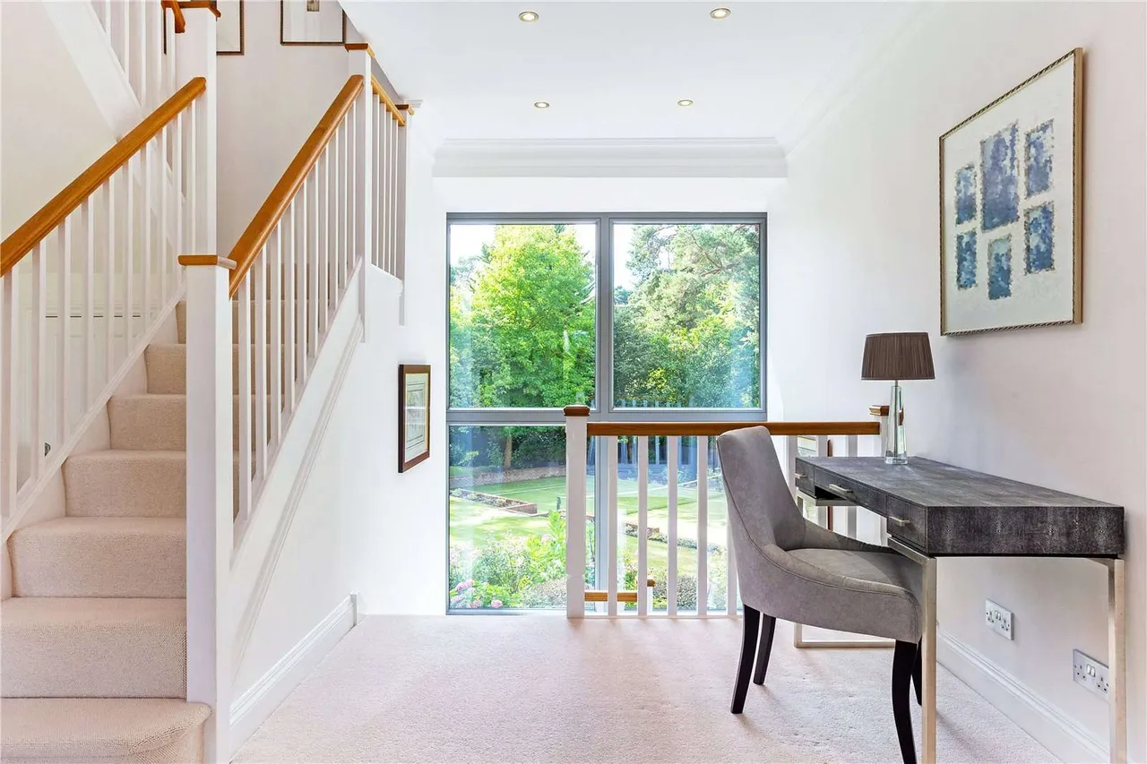 Chanctonbury Drive, Sunningdale, Berkshire, SL5 9PT, photo 10