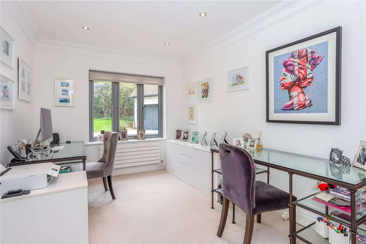 Chanctonbury Drive, Sunningdale, Berkshire, SL5 9PT, photo 9