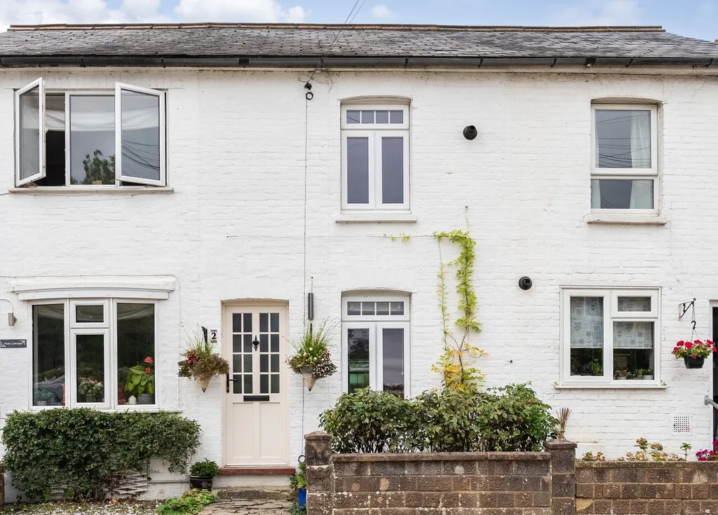 Riverside, Pixham, RH4, photo 2