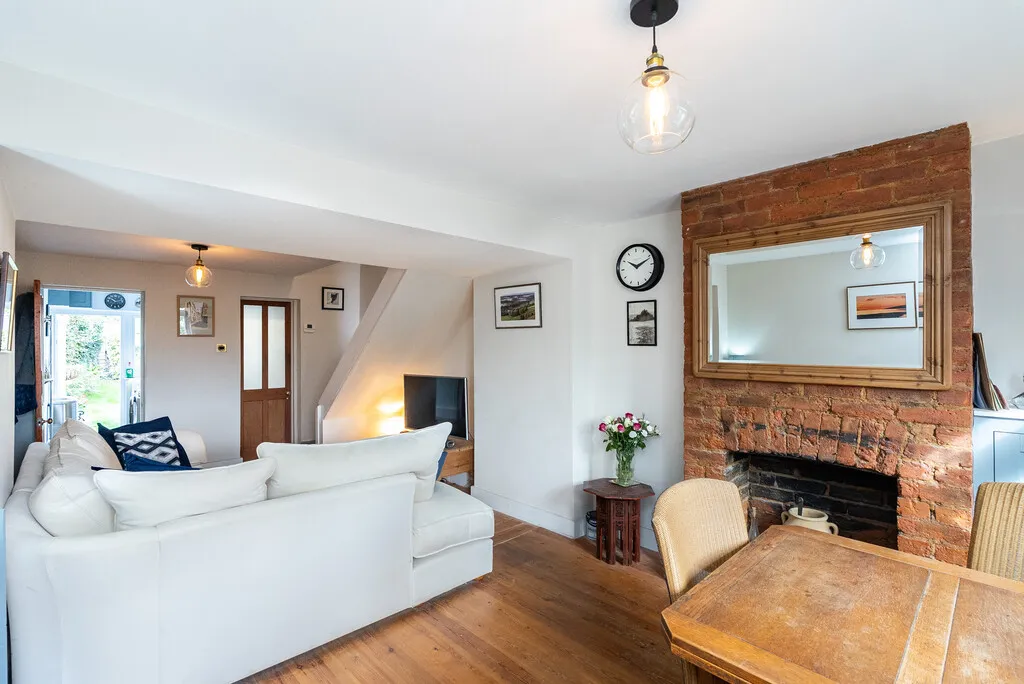 2 bed house for sale, Riverside, Pixham, RH4