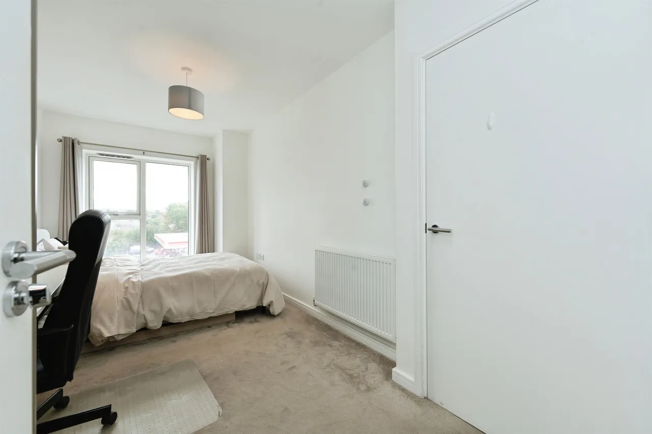 Prestwick Road, Watford, WD19, photo 14