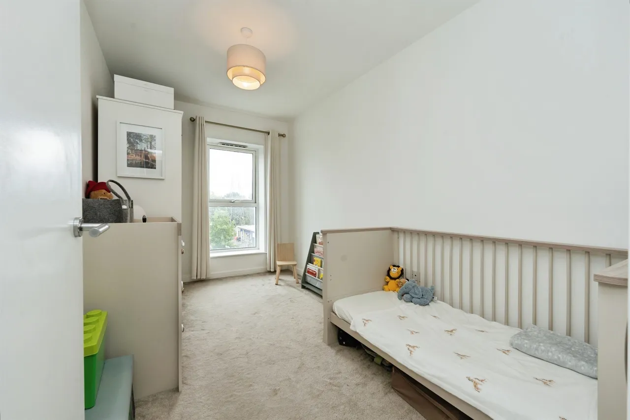Prestwick Road, Watford, WD19, photo 9