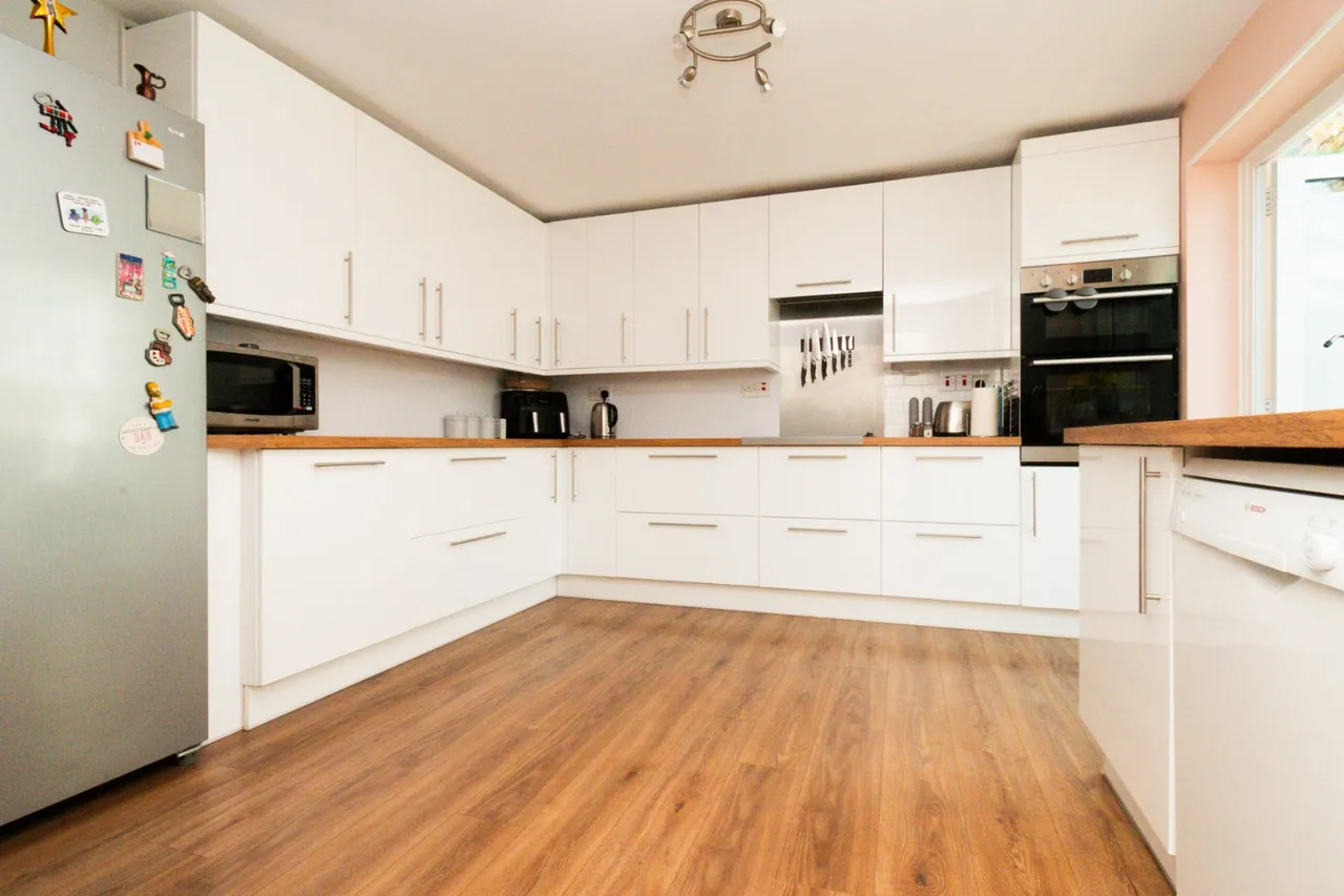 Lynsted Close, Ashford, TN23, photo 3