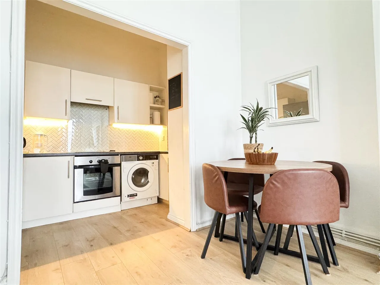 Compton Street, Eastbourne, BN21 4AN, photo 7