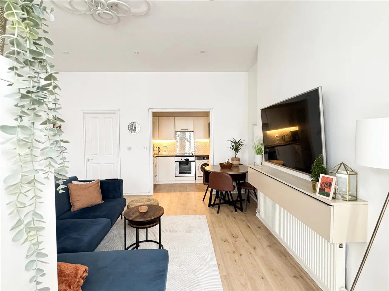 Compton Street, Eastbourne, BN21 4AN, photo 4